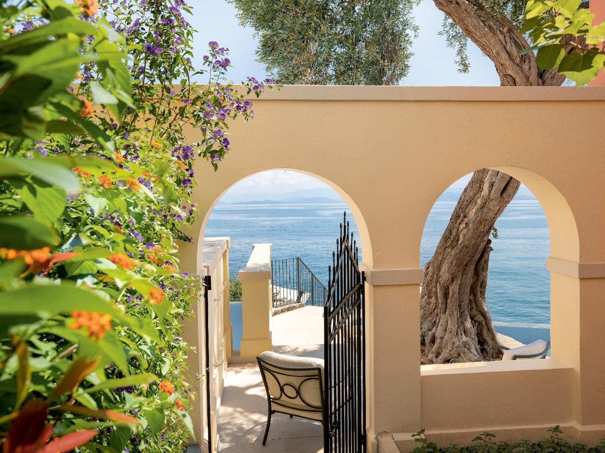 Corfu Imperial, A Grecotel To Live Ośrodek wypoczynkowy 5*